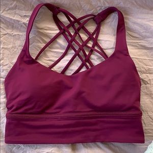 Lululemon sports bra